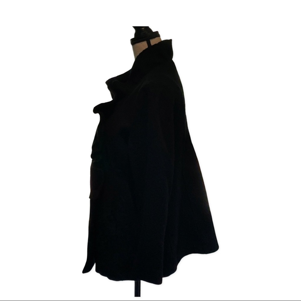 Sandro Women’s Ruffle Jacket - Picture 4 of 4